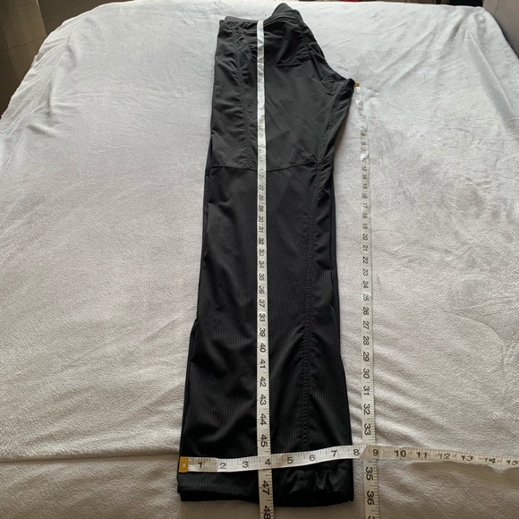 Lululemon men black studio active/athleisure pants - Picture 14 of 14